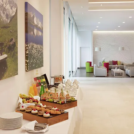 Hilton Garden