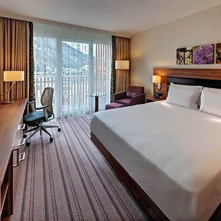 Hilton Garden Νταβός